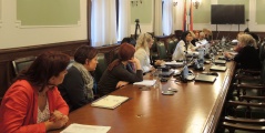 19 November 2014 Women’s Parliamentary Network members talk to the representatives of Trade Union of Nurses and Medical Technicians of Serbia